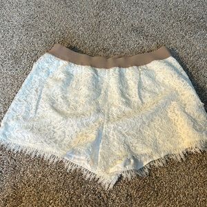 BCBG Maxazria - shorts